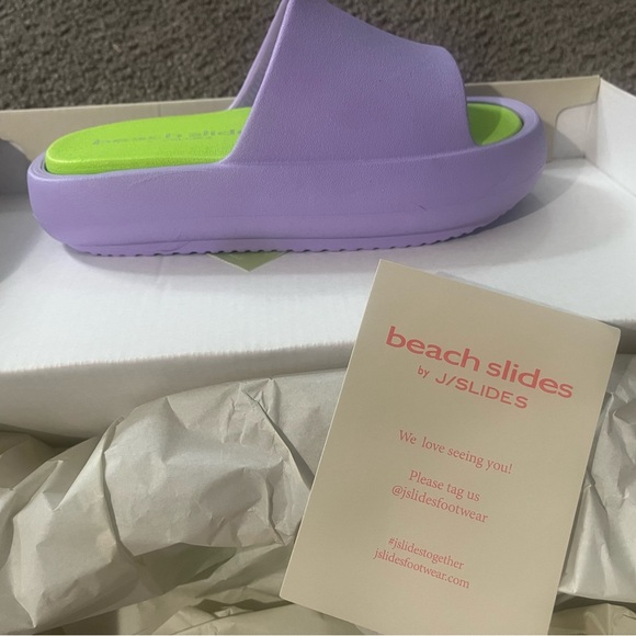 J/SLIDES Lavender and Lime Beach Slides - Picture 1 of 4